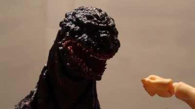 I think i have downloaded wrong godzilla movie