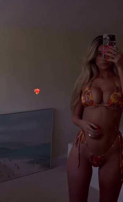 IG story, love this bikini, cant wait for more posts in it 🍒