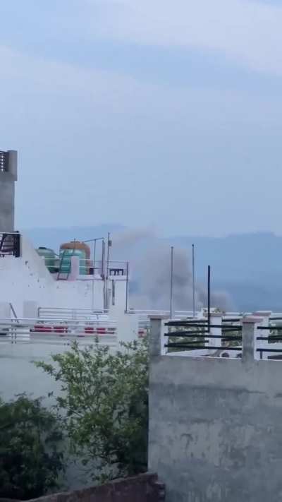 Ind!an witness confirms the blast at Udhampur Base.