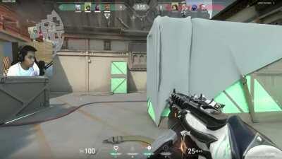 uhm riot? somebody fix this? knife reload wth