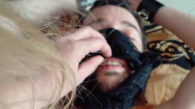 The mistress pisses on the slave's cock 😈