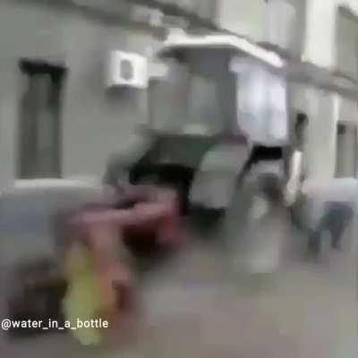 tractor 😢