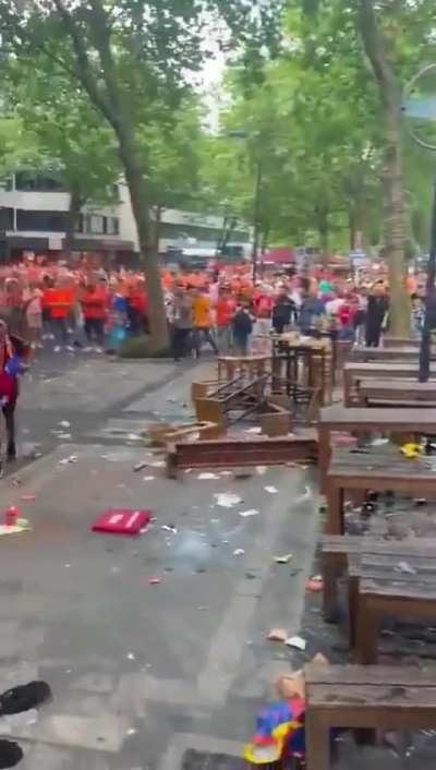Dutch and English hooligans at it again. 