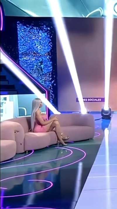 Should there be more bimbos on tv?