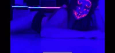 Si tiene audio al descargalo