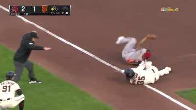 [Highlight] [Highlight] Brandon Crawford hits his 28th triple at Oracle Park, most in ballpark history