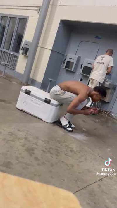 thought dis was quez for a minute