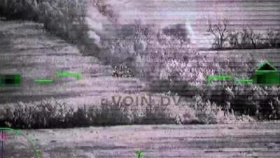Ru pov: Russian attack helicopter Ka-52 destroys another UAF armored vehicle near the Vremevsky site.