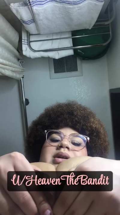 Time to drown in my liquid gold