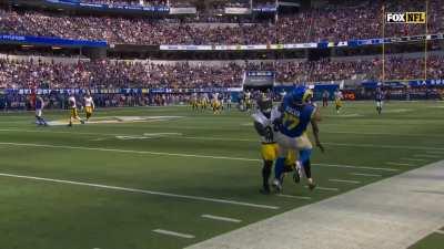 [Highlight] Puka Nacua somehow gets two feet down to make incredible sideline catch