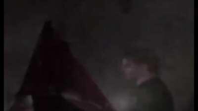 When a rank 1 survivor goes against a rank 20 pyramid head