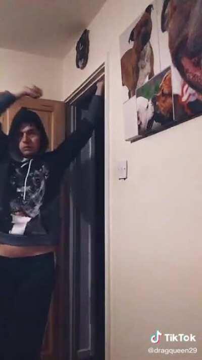 For the OGs that remember his striptease video, this one is for you 😩