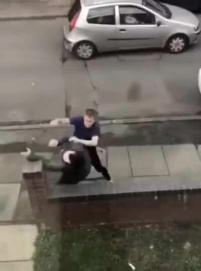 Thief gets absolutely demolished