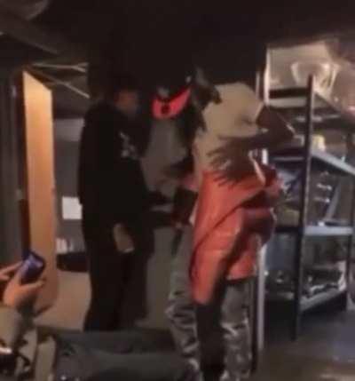 carti vibing to nba youngboy