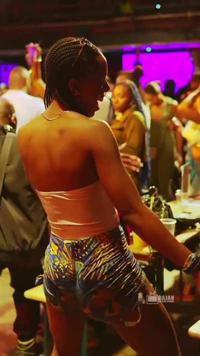 That wibble wobble 🍑