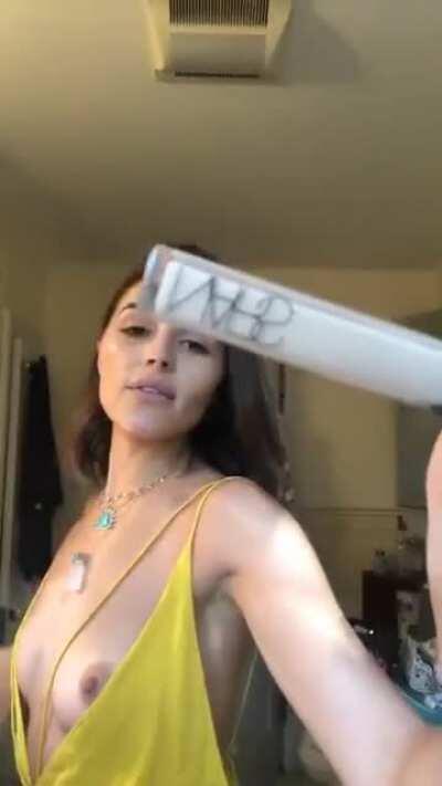 Olivia Culpo's nip slip on IG
