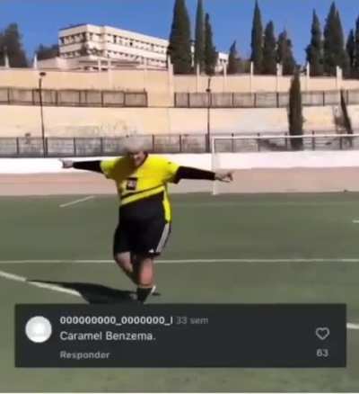 CR70 Tonnes getting outjerked in the comments