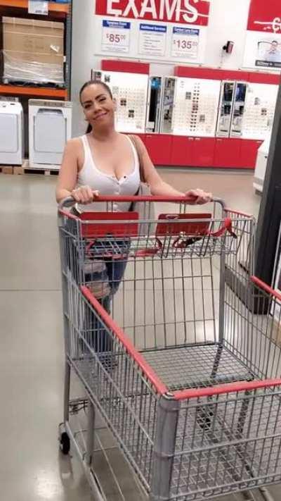 Scarlo Would Get So Much Dick! 😍😍😍🤤🤤🍆🍆🍆🥴💦💦💦