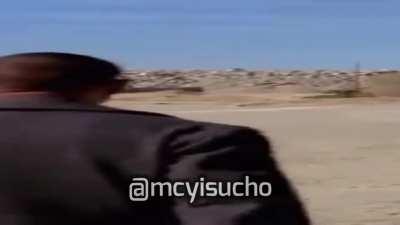 LMAO HIS AIM SO WEEK HE CANT HIT WIDE GOOSE 😂😂😂😂