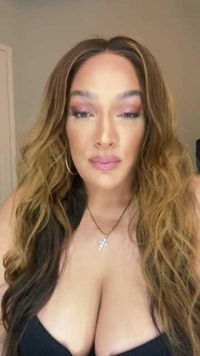 Nia Jax aka Lina Fanene