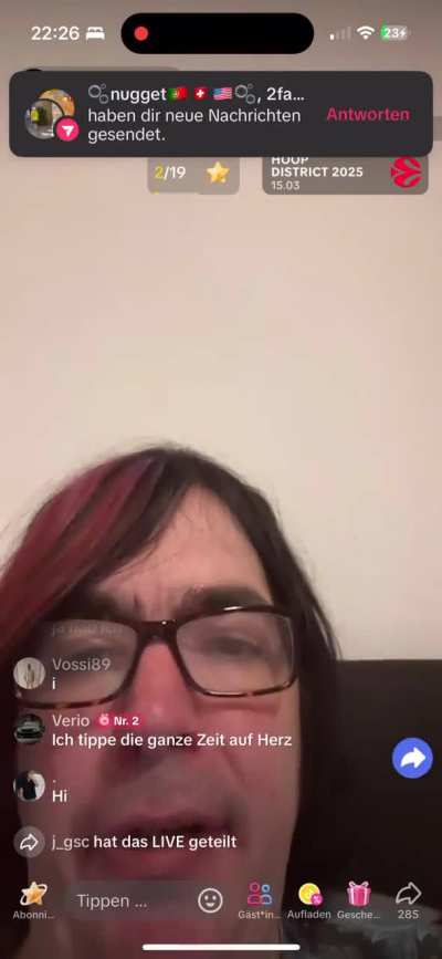 Der Star wieder unterwegs auf frauen suche immer star