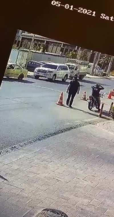 The dude’s reaction speed is impressive