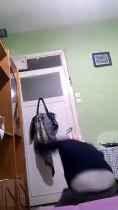 Kid lights his shirt on fire to be the Human Torch