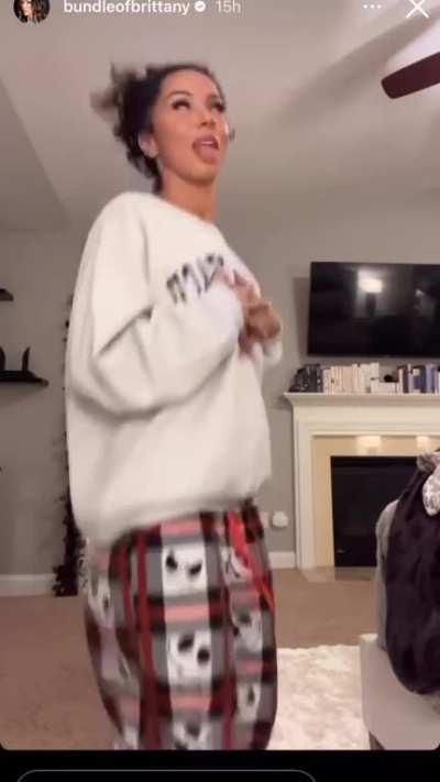 Brittany Renner 😳👏🏾