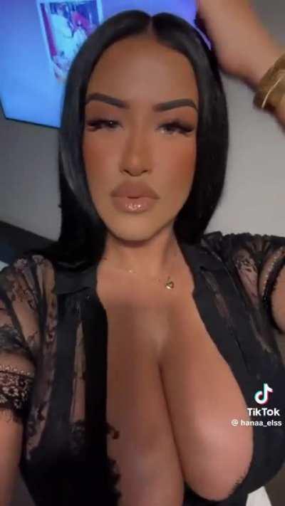 @hanaa_elss Pure Latina