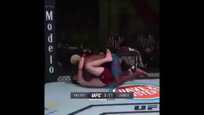 Comeback of the year after surviving a brutal body shot in the first round