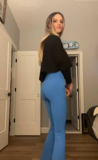 Playing dress up alone again 🫣