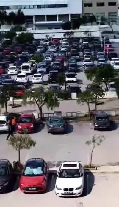 Today, a video surfaced on social media showing a group of illegal immigrants in Tunisia throwing rocks and breaking citizens' cars in a parking lot