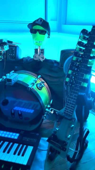 It’s a thriller night 👻 Happy Halloween 🎃