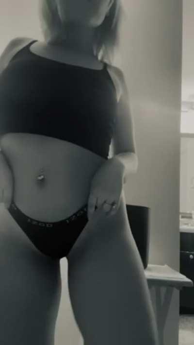 🔥HOT NEW VIP PAGE🔥 ✅NO PPV ✅FETISH FRIENDLY ✅FEET CONTENT ✅CUSTOM CONTENT ✅AVAILABLE TO TALK 24/7 ⚠️CAUTION⚠️ SUBSCRIBE AT YOUR OWN RISK☣️HERTHIGHNESS HAS A HISTORY OF MAKING COCKS EXPLODE 🧨 LINK IN THE COMMENTS⬇️⬇️⬇️