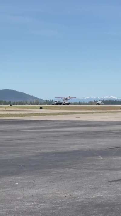 Seaplane’s trailer take off