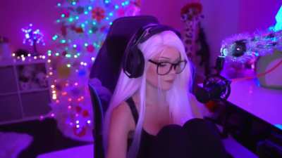 Viewer falls in love with a complete stranger online who he has never met or had any form of communication with, founds out she already has a boyfriend, gets so mad at her, drives 700 miles to her place, and lights her car on fire as an act of revenge for