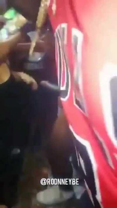 deepthroat a stripper in public