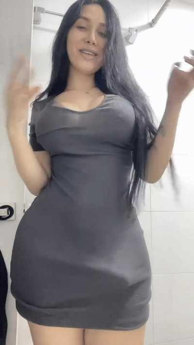 Being naked underneath this dress for date night with daddyðð