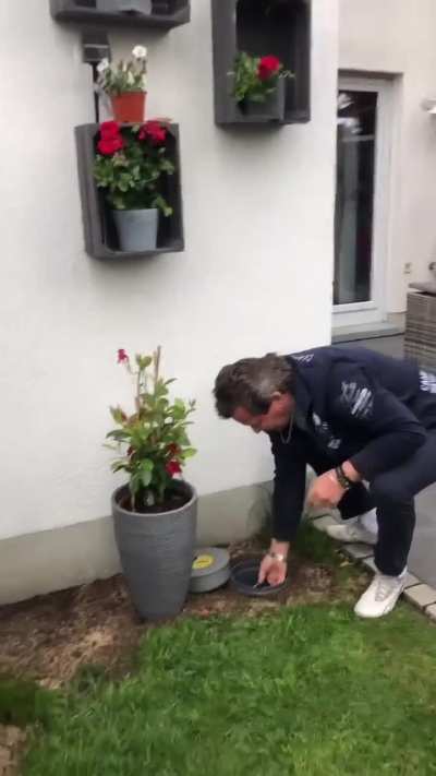 Showing you peasants how it's done