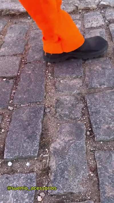 Coringa do pe torto vs controlador de pau