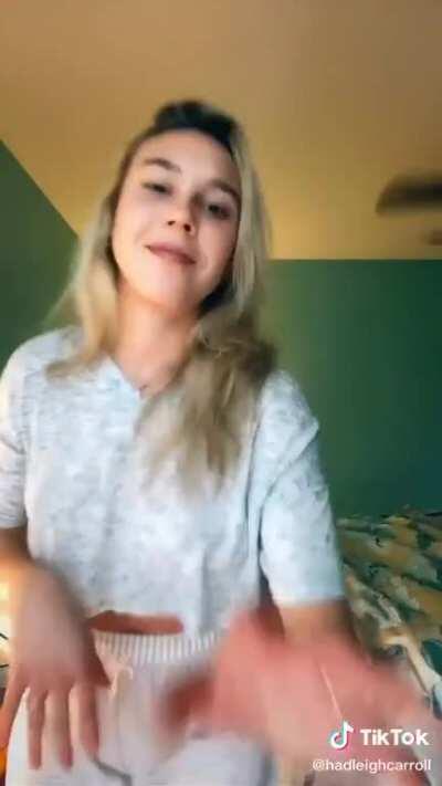 loving this trend of no bras under crop tops