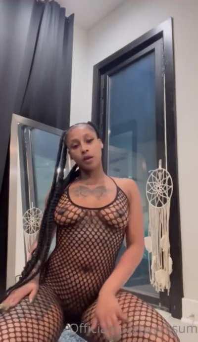 Mizz Twerksum Classics