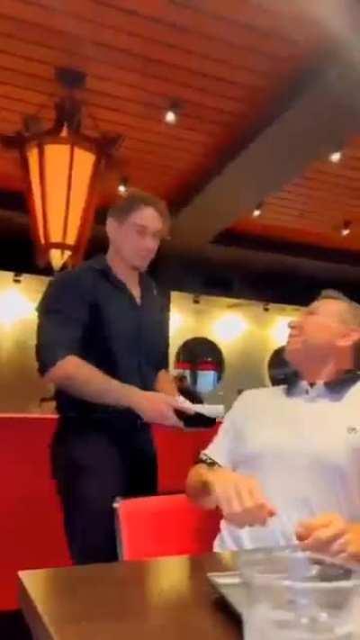 Dad of the year 👑👔🥇🏆