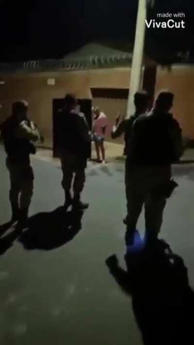 Drunk Nord challenges the Jarl's Guard