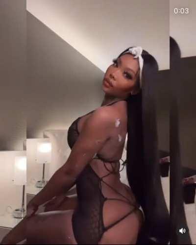 She been turning up on the gram lately