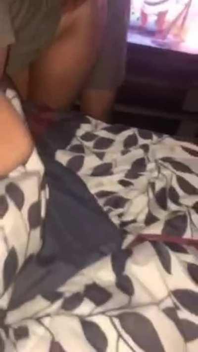 When the parent are out 😮