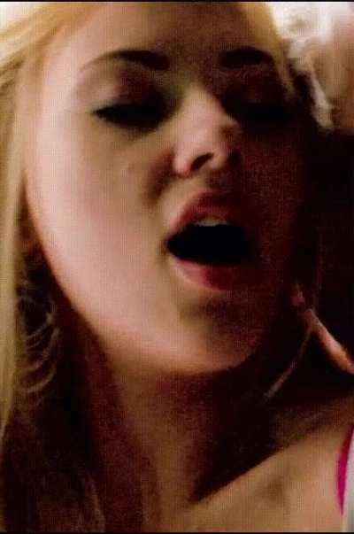 Your date Scarlett Johansson lets you dry hump her