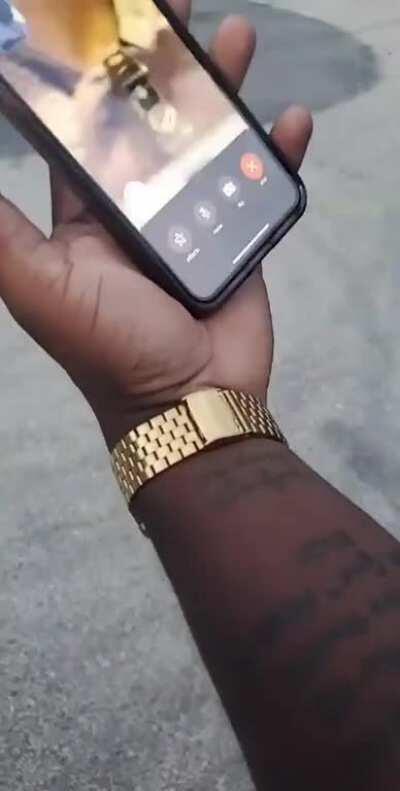 Went to the Juice WRLD mural painting in Chicago and met one of his best friends from high school, he let me FaceTime with the guy who juice recorded all girls are the same with( i'm sure ik yall know which video im talking about) , good ass day😪