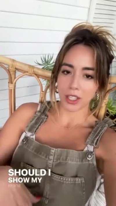 Chloe Bennet