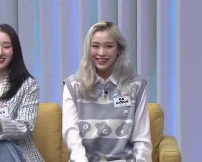 Gahyeon doing a deadly expression